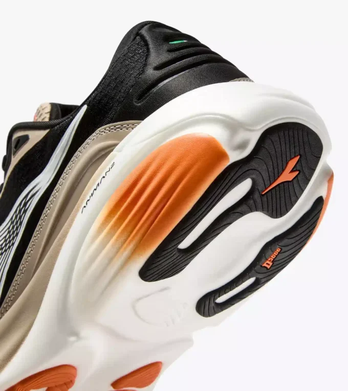 Atomo Star Chaussure de course Made in Italy – Légèreté et amorti