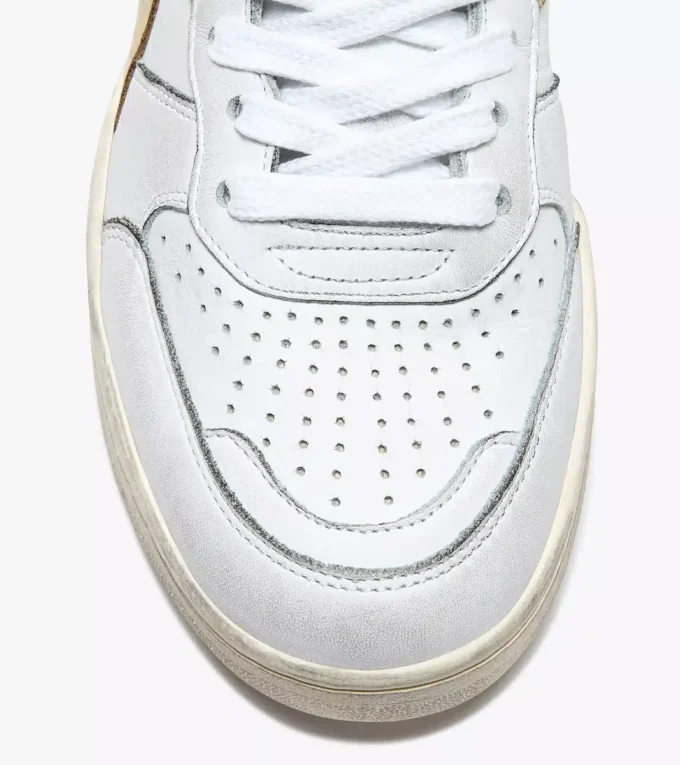 B.560 Laminated Wn Heritage, basket en cuir