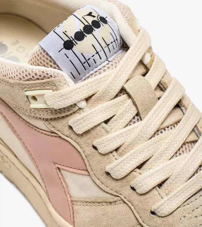 B.560 Pigskin Used Baskets Heritage