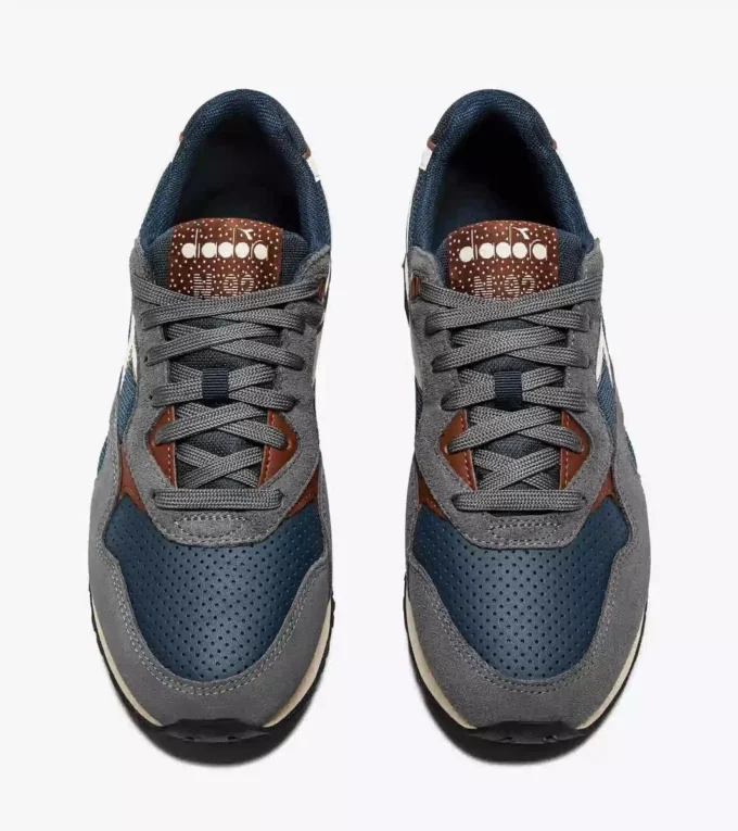 Baskets de sport N.92 Advance