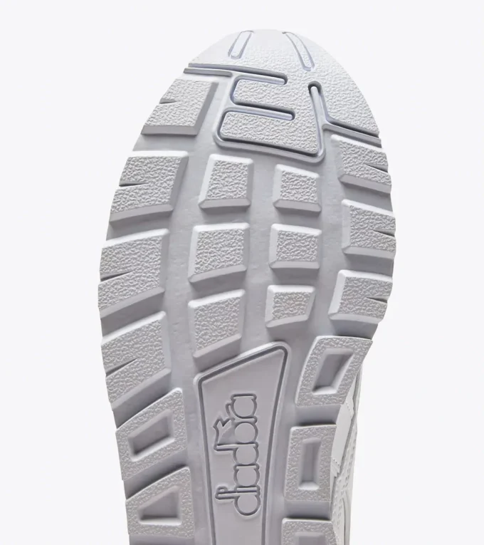 Baskets de sport N.92 L