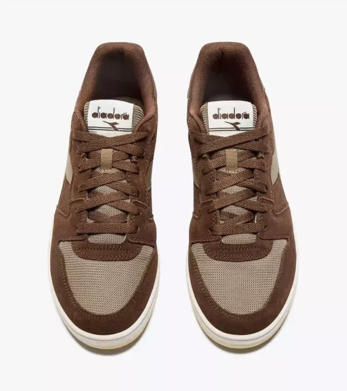 Baskets en daim Deuce M2