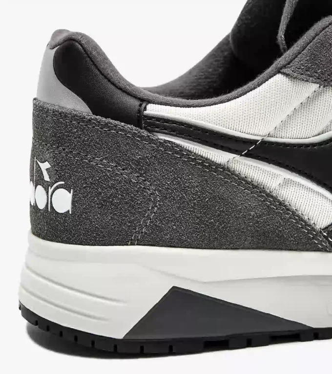 Baskets sportives N902