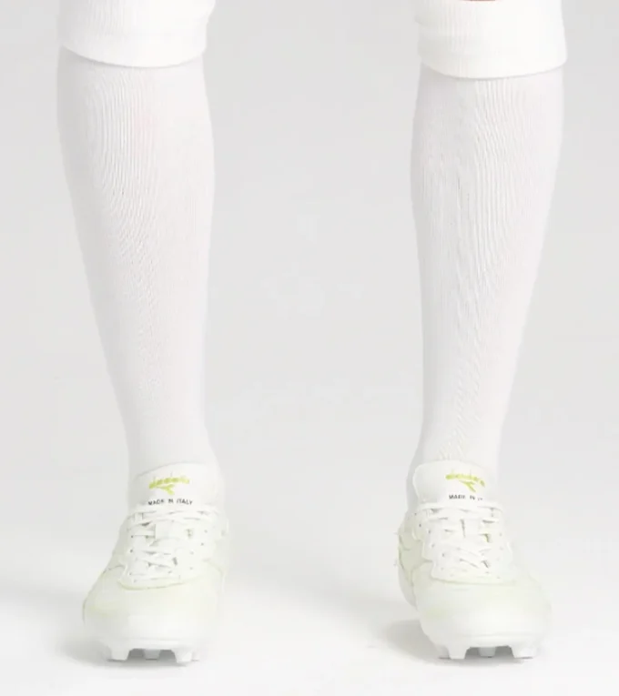 Brasil Next40 Ita Mdpu Chaussures de football à faible impact environnemental pour terrain ferme