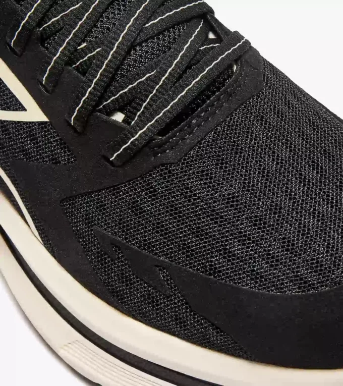 Cellula W Chaussure de course – Confort et stabilité