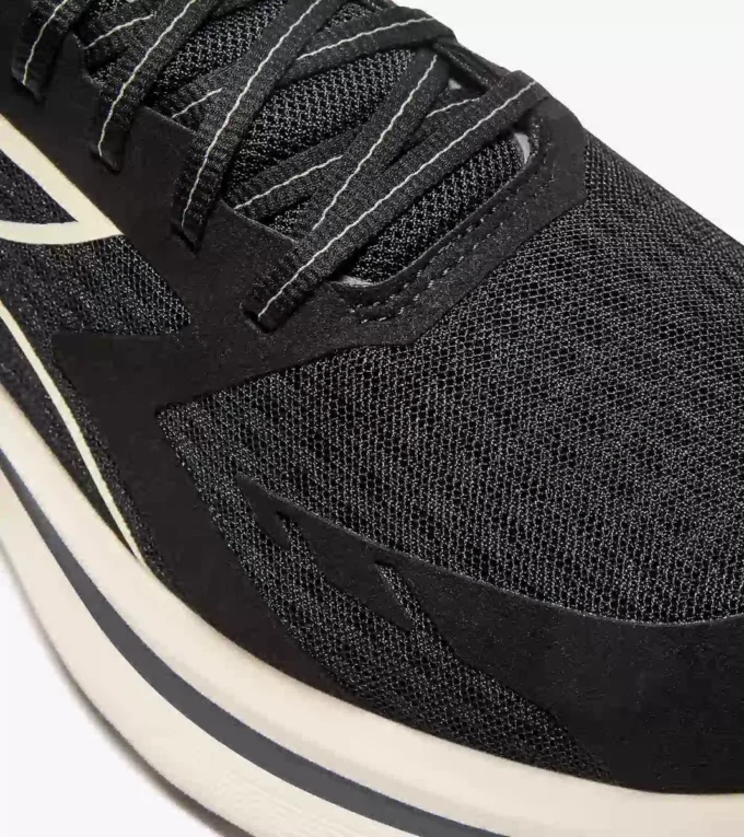 Chaussures de course Cellula – Confort et stabilité