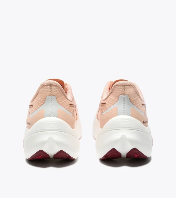 Chaussures de course Frequenza 2 W – Légèreté et réactivité