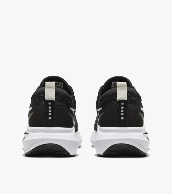 Chaussures de course Mythos Blushield Vigore 3 W – Stabilité et protection