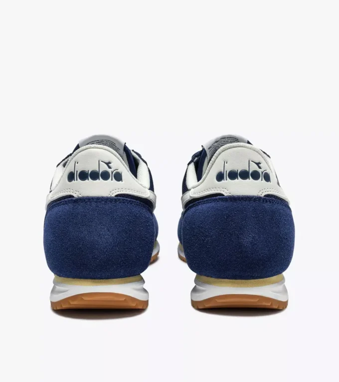 Cross Baskets basses en daim