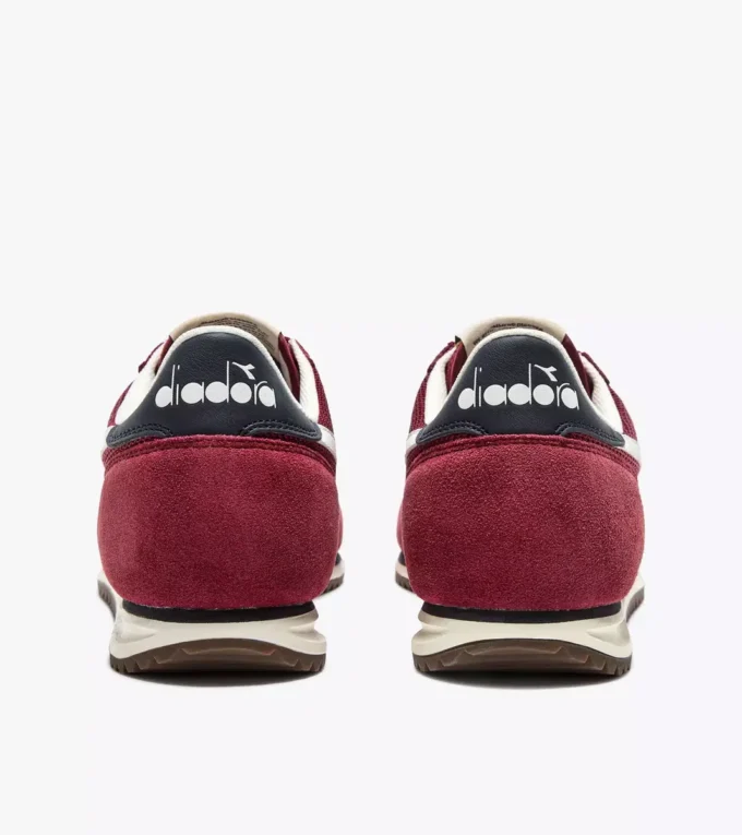 Cross Baskets basses en daim