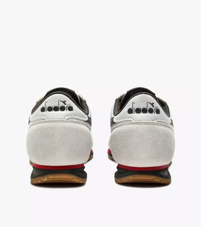 Cross Baskets basses en daim Cross Baskets basses en daim