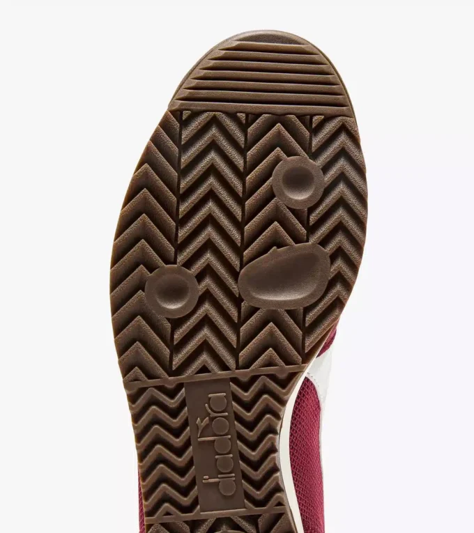 Cross Baskets basses en daim