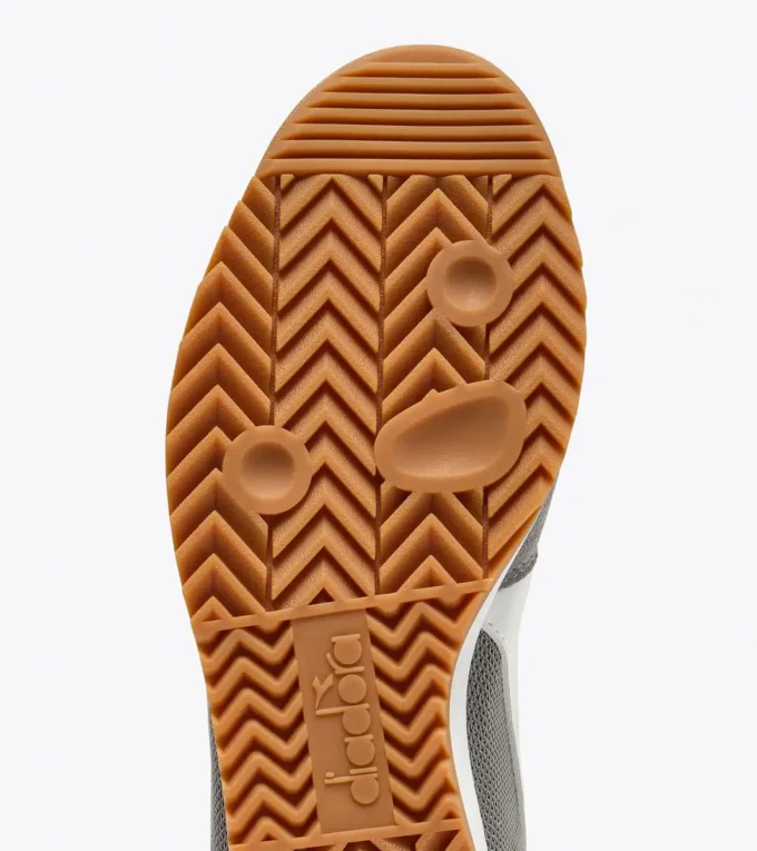 Cross Baskets basses en daim