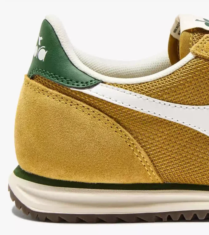 Cross Baskets basses en daim