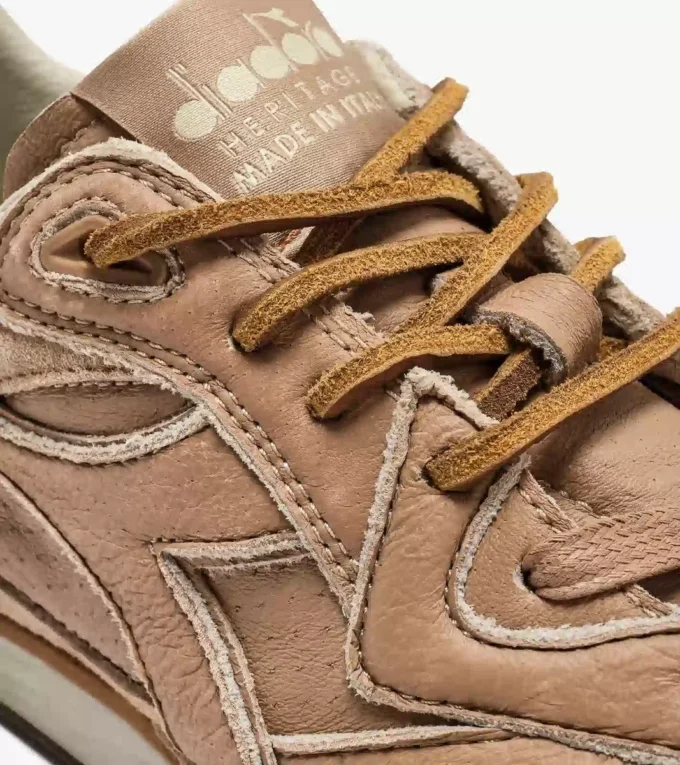 Equipe Revenge Dune Baskets en cuir Italia Heritage d&rsquo;occasion – Basse
