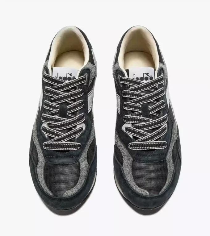 Equipe Revenge Used Baskets Heritage à profil bas