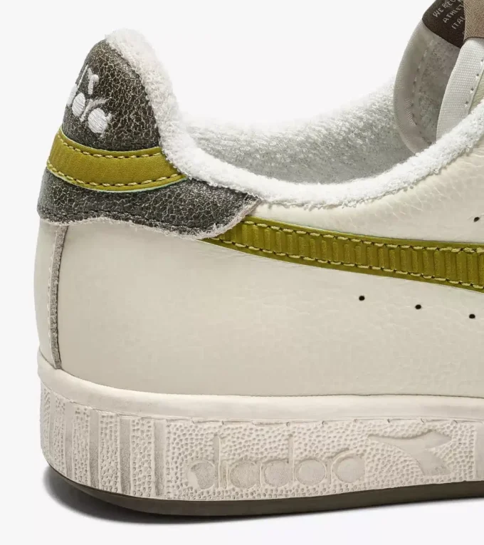 Game Low Stripes Waxed Baskets rétro-tennis