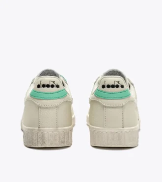 Game Low Waxed Paisley Wn Baskets rétro-tennis