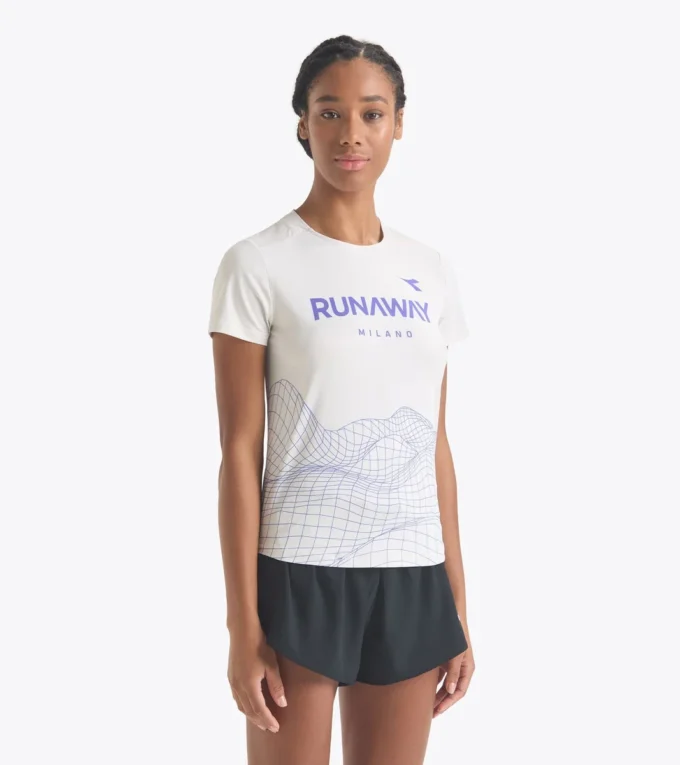 L. Super Light Ss T-Shirt Runaway T-shirt de course Runaway – Tissu léger L. Super Light Ss T-Shirt Runaway T-shirt de course Runaway – Tissu léger