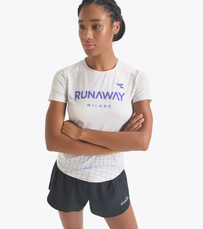 L. Super Light Ss T-Shirt Runaway T-shirt de course Runaway – Tissu léger L. Super Light Ss T-Shirt Runaway T-shirt de course Runaway – Tissu léger