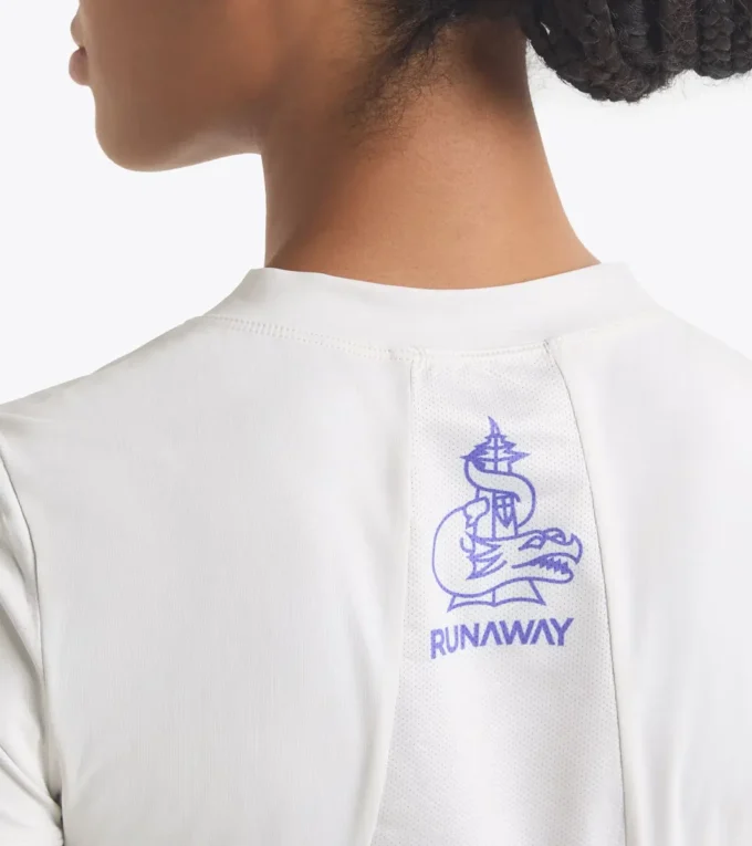 L. Super Light Ss T-Shirt Runaway T-shirt de course Runaway – Tissu léger L. Super Light Ss T-Shirt Runaway T-shirt de course Runaway – Tissu léger