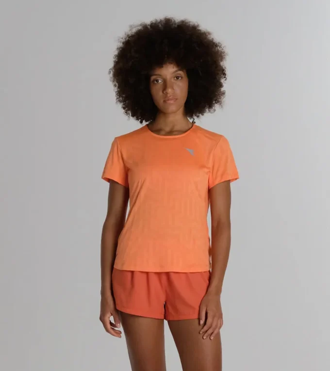 L. Super Light Ss T-Shirt T-shirt de course – Tissu léger Coolcore L. Super Light Ss T-Shirt T-shirt de course – Tissu léger Coolcore