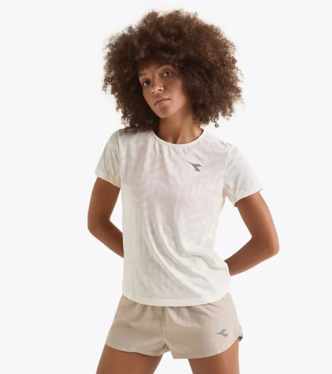 L. Super Light Ss T-Shirt T-shirt de course – Tissu léger Coolcore L. Super Light Ss T-Shirt T-shirt de course – Tissu léger Coolcore