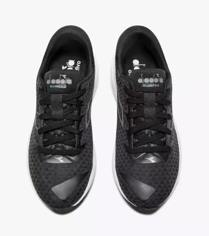 Mythos Blushield 10 Vortice Hip W Chaussure de course avec détails réfléchissants – Amorti et protection