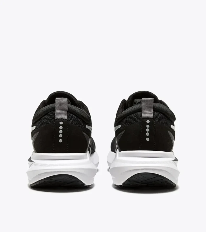 Mythos Blushield Vigore 3 Wide Chaussure de course à large chaussant – Stabilité et protection