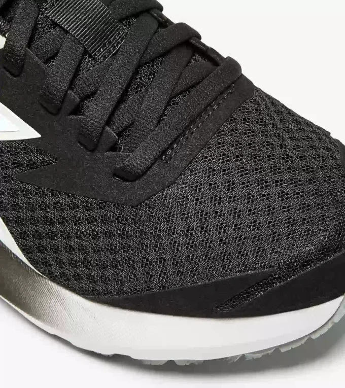 Mythos Blushield Vigore 3 Wide W Chaussure de course à large chaussant – Stabilité et protection