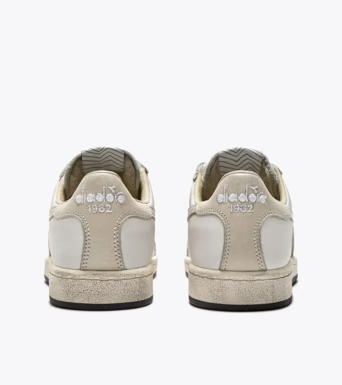 Prestige Used Baskets Heritage en cuir