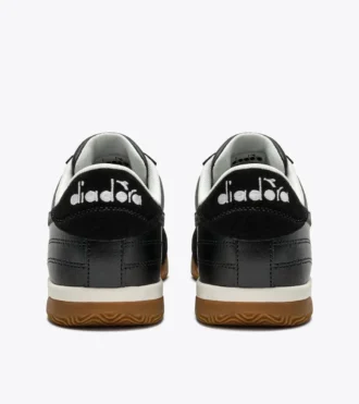 Seoul Indoor Baskets en cuir inspirées des terrasses