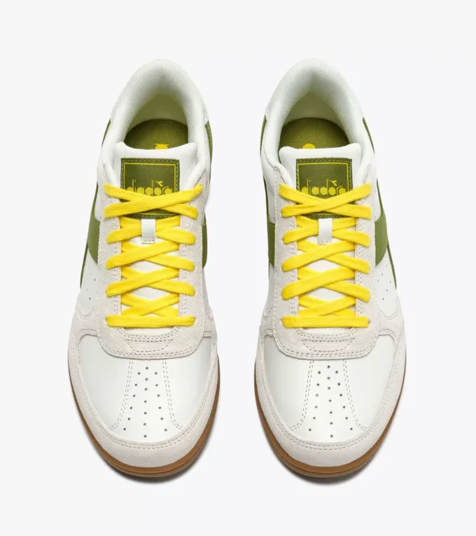 Seoul Indoor Baskets en cuir inspirées des terrasses